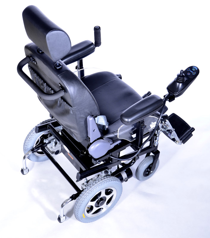 Elektrický polohovací invalidní vozík Selvo i4600L