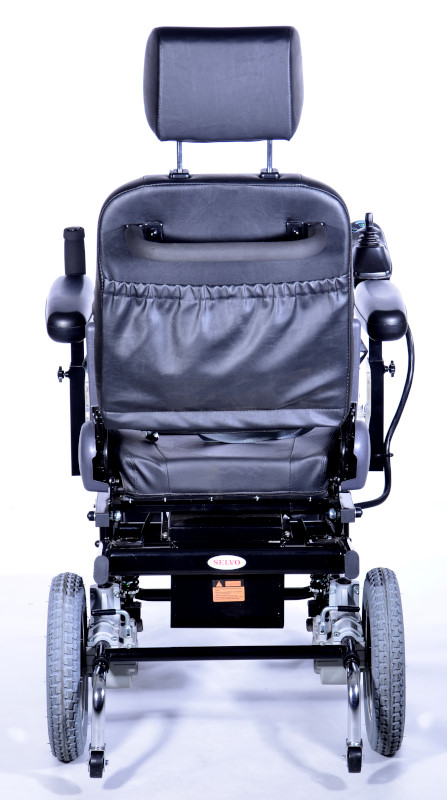 Elektrický polohovací invalidní vozík Selvo i4600L