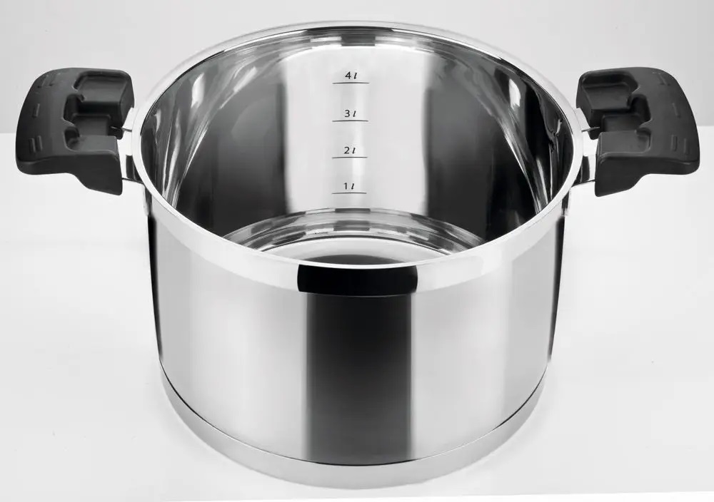 Hrnec ULTIMA s poklicí pr. 16 cm, 2,0 l